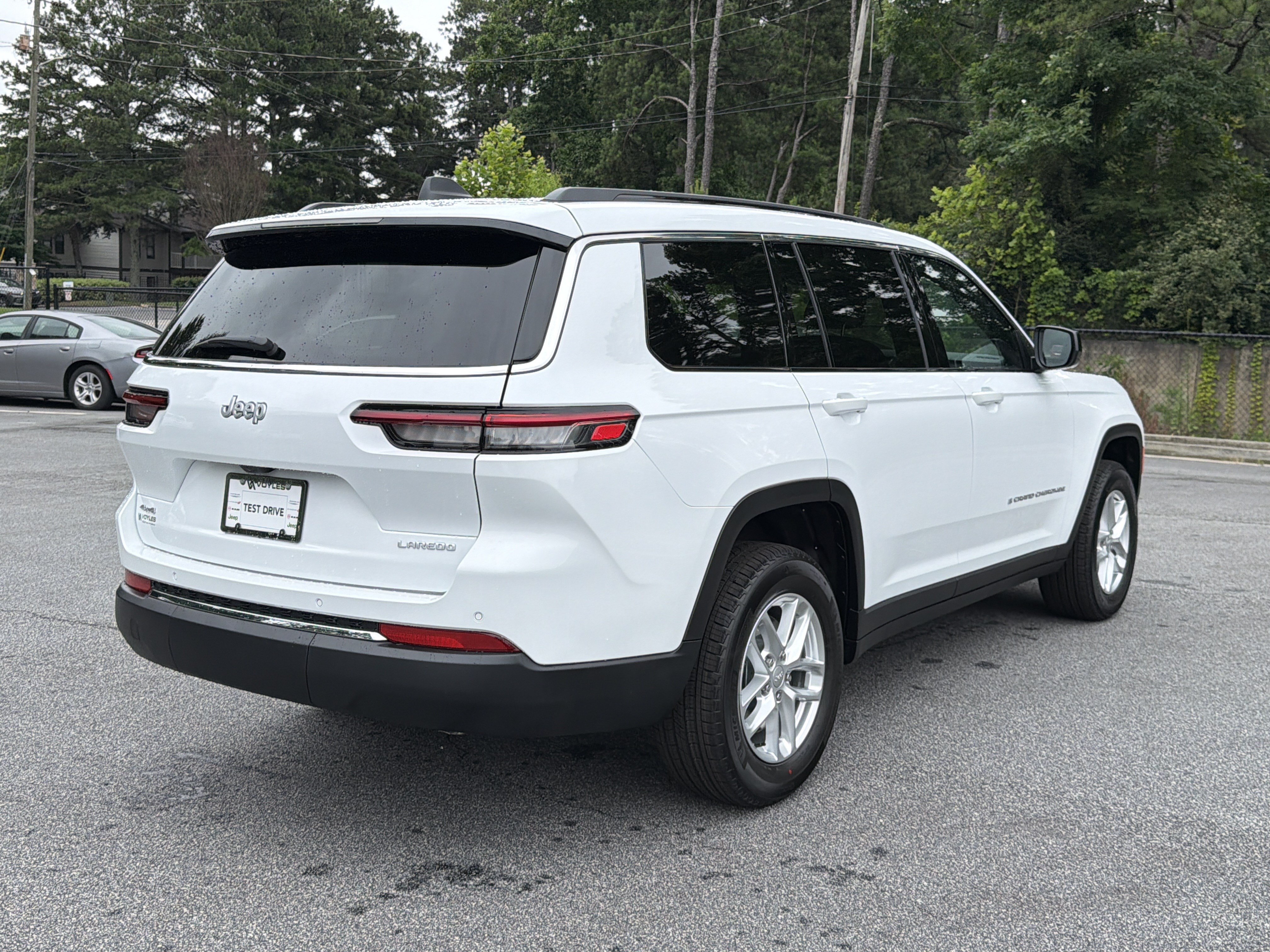 New 2026 Bright White Clearcoat Jeep Laredo image 8