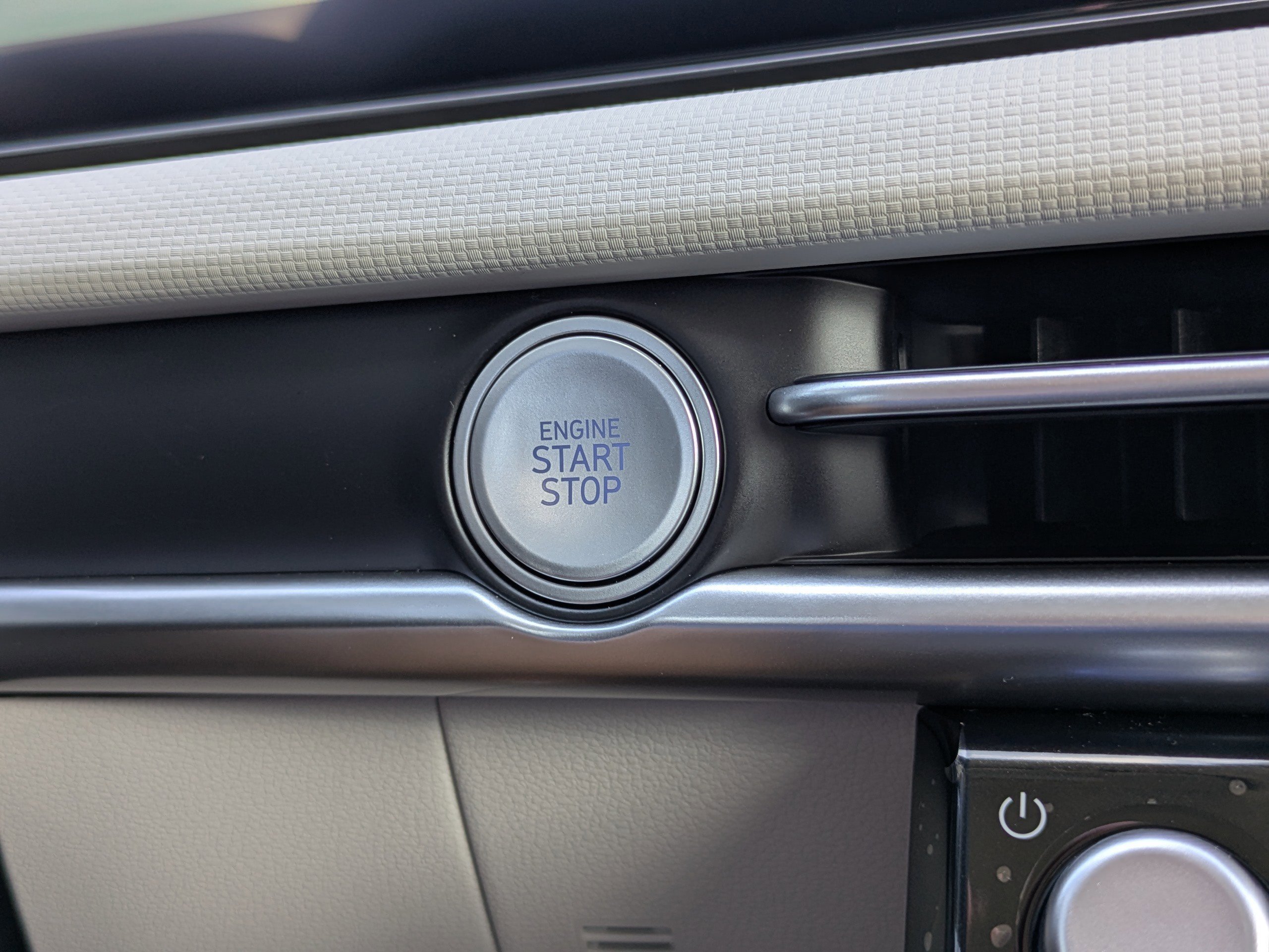 New 2026 Creamy White Pearl Hyundai SEL Convenience image 28