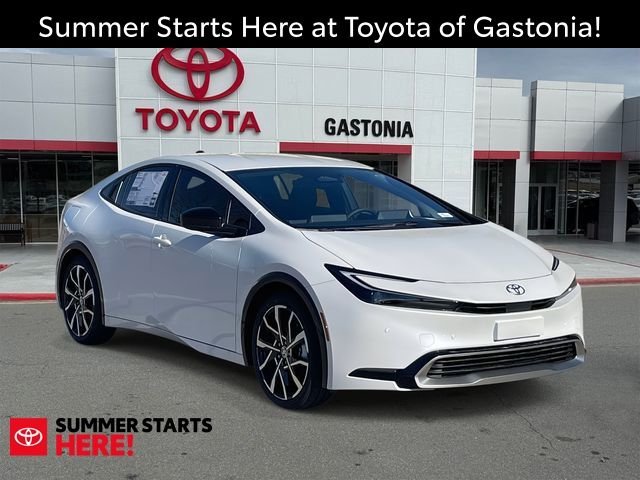 2026 Toyota Prius XSE's photo