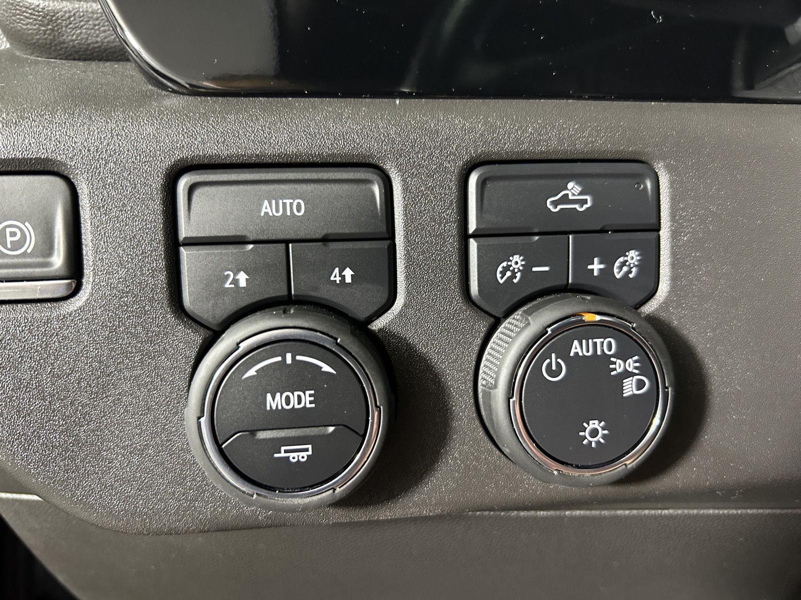 Used 2025 Black Chevrolet LT image 20