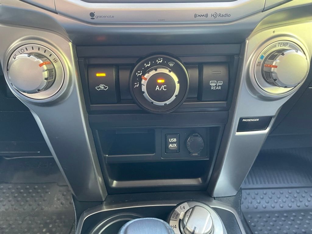 Used 2019 Nautical Blue Metallic Toyota SR5 Premium image 16