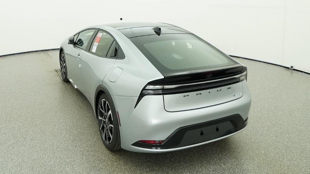 New 2026 Cutting Edge Toyota XSE Premium image 21
