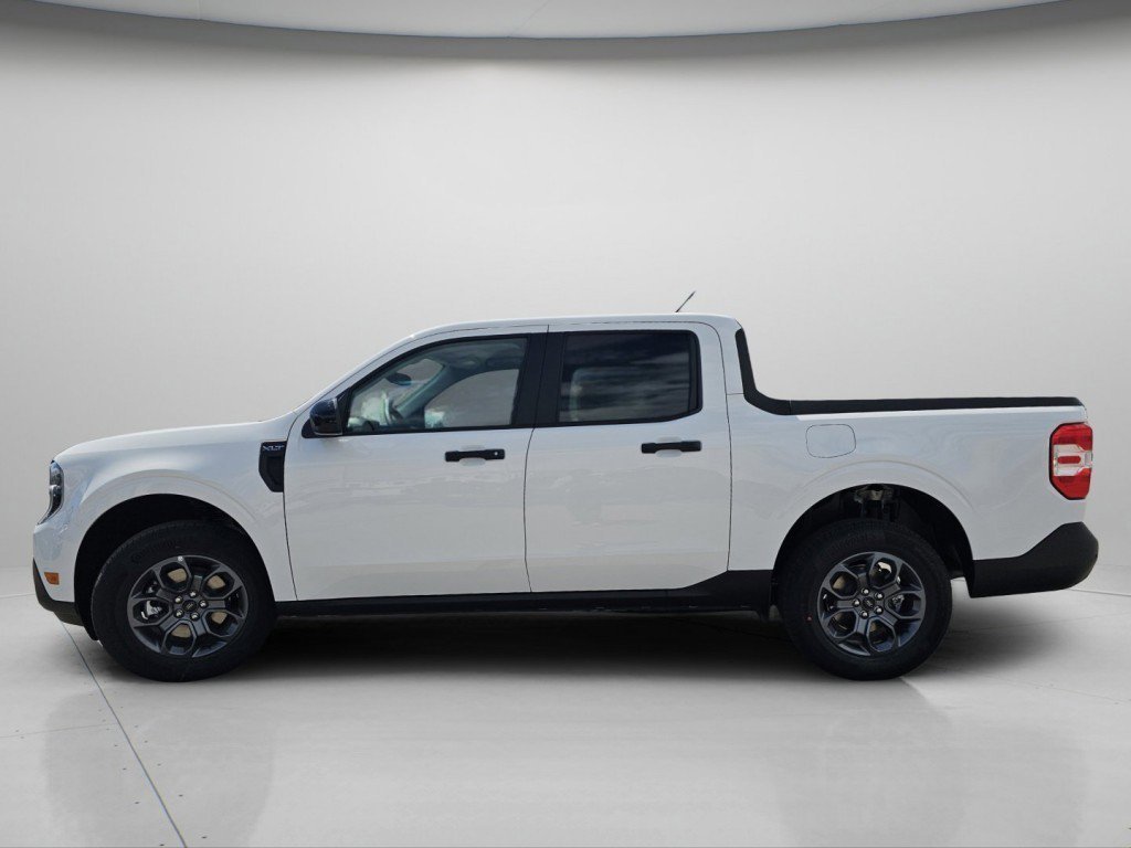 New 2026 Oxford White Ford XLT image 19