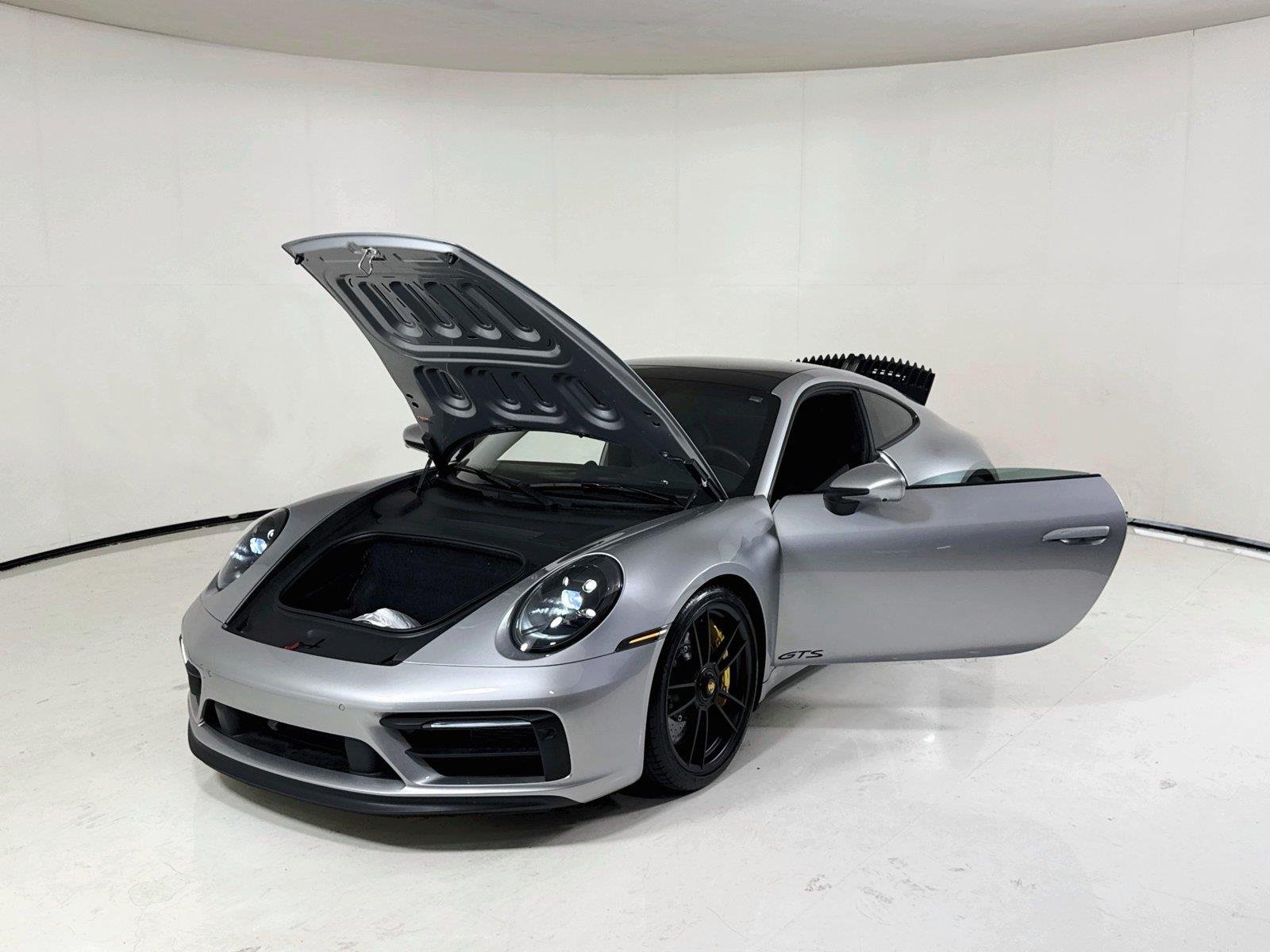 Used 2024 GT Silver Metallic Porsche Carrera GTS | Ceramic Brakes | Ventilated Seats | Only 4K Miles image 36