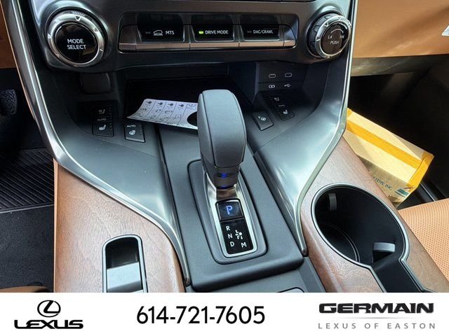New 2026 Eminent White Pearl Lexus LX 700h LUXURY image 26
