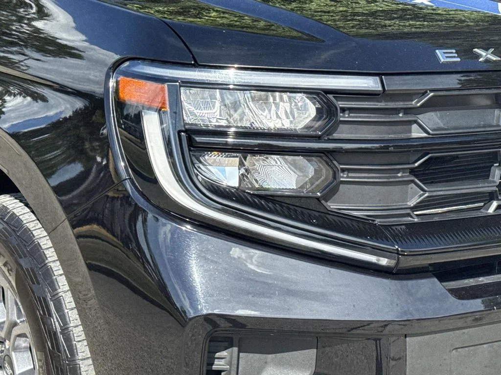 Certified Used 2025 Black Metallic Ford Active image 3