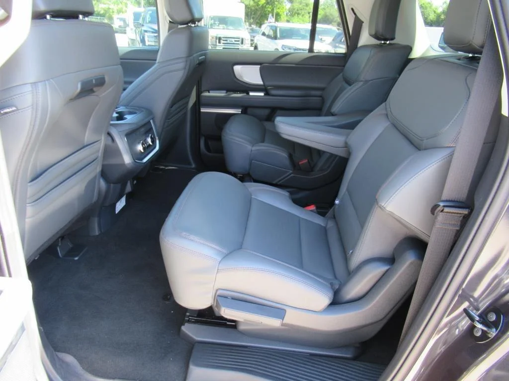 2025 Ford Expedition MAX Active - Photo 30
