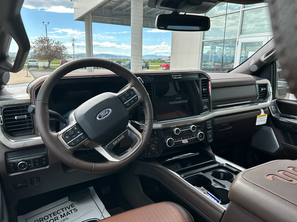 New 2026 Star White Metallic Tri-Coat Ford F-350® King Ranch® image 9