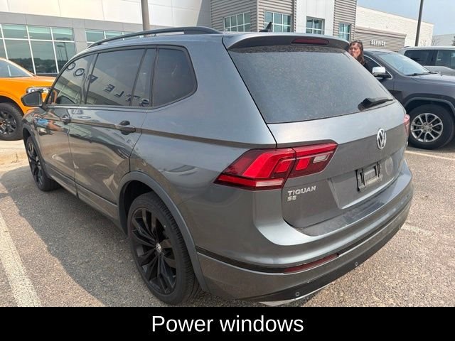 Used 2021  Volkswagen 2.0T SE R-Line Black image 8