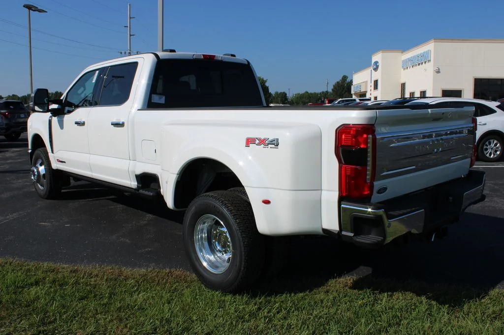 New 2026 Star White Metallic Tri-Coat Ford F-350® King Ranch® image 14