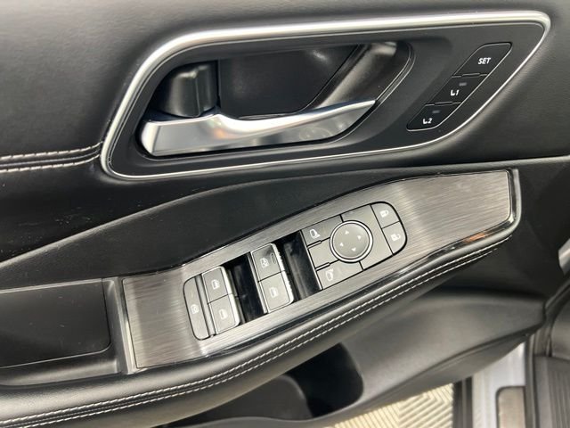 Used 2023 Boulder Gray Pearl Nissan Platinum image 13