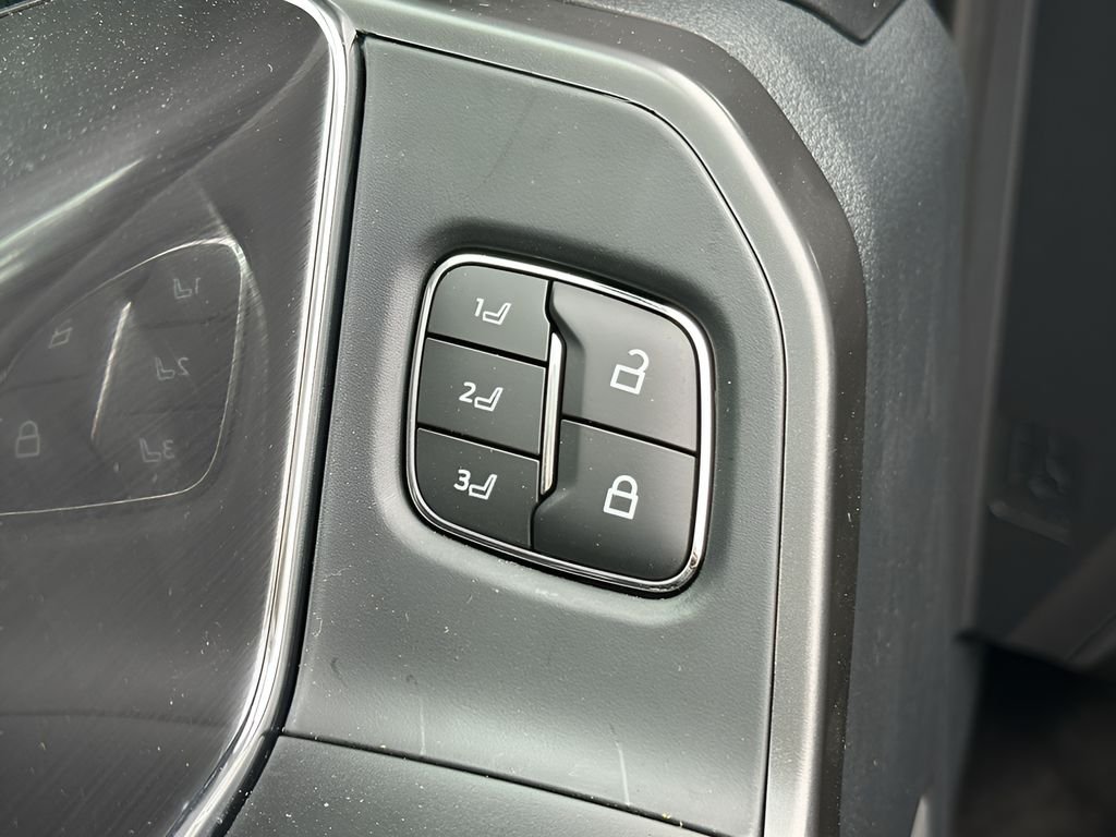 New 2025 Space White Metallic Ford Lariat® image 12