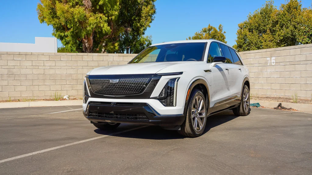 Used 2027 Cadillac VISTIQ Sport with VIN 1GYC3NML8VZ700044 for sale in Santa Clarita, CA