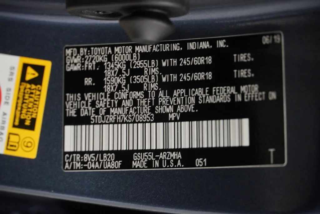 Used 2019 Blue Toyota XLE image 47