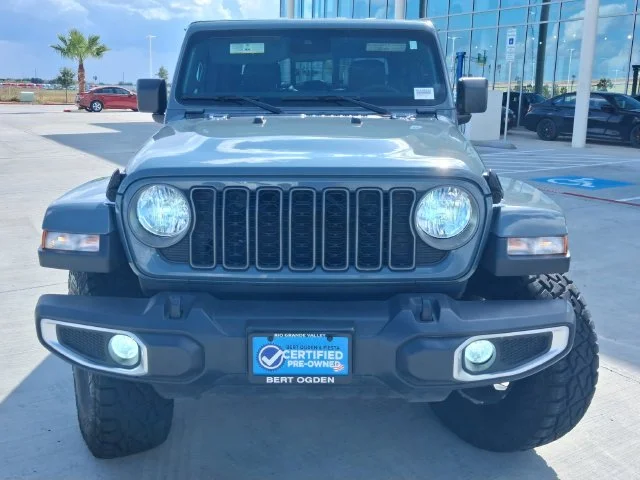 Used 2025 Gray Jeep High Tide image 4
