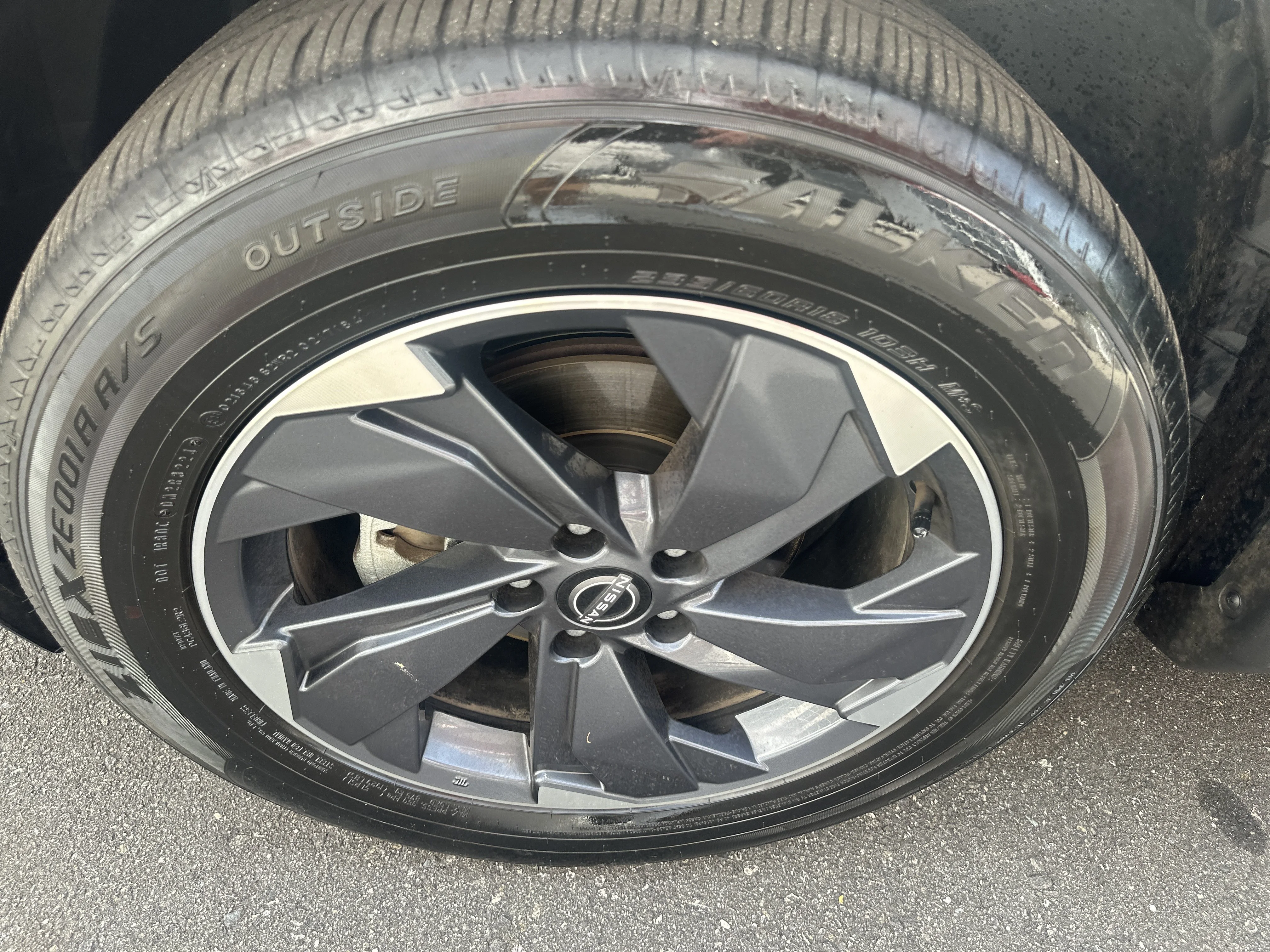 Used 2025 Gun Metallic Nissan SV image 33