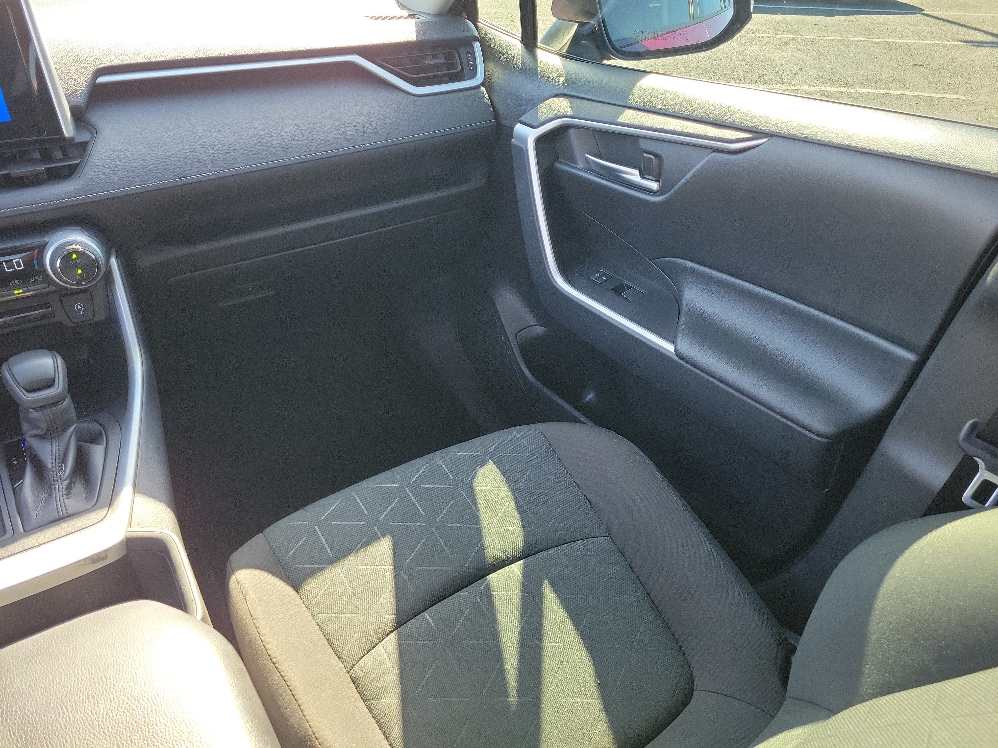 Used 2023 Pearl Toyota XLE image 17