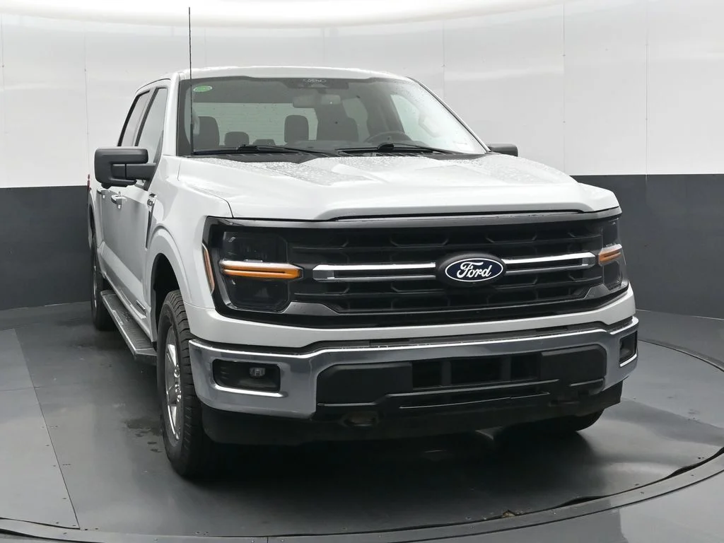 Used 2024 White Ford XLT image 24