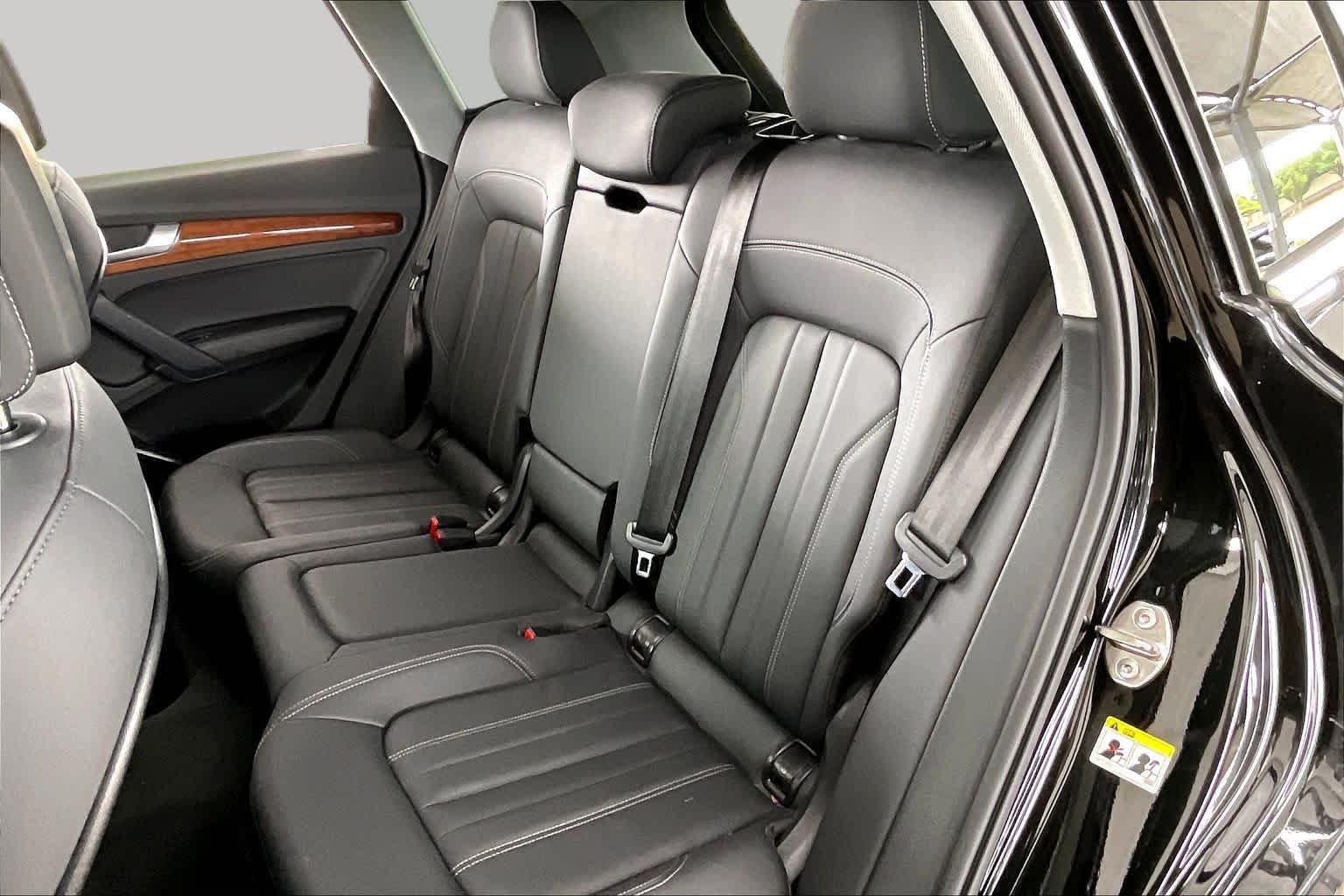 Used 2023 Mythos Black Metallic Audi Premium image 21