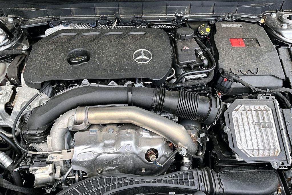 Used 2026 Gray Mercedes-Benz GLB 250 image 34