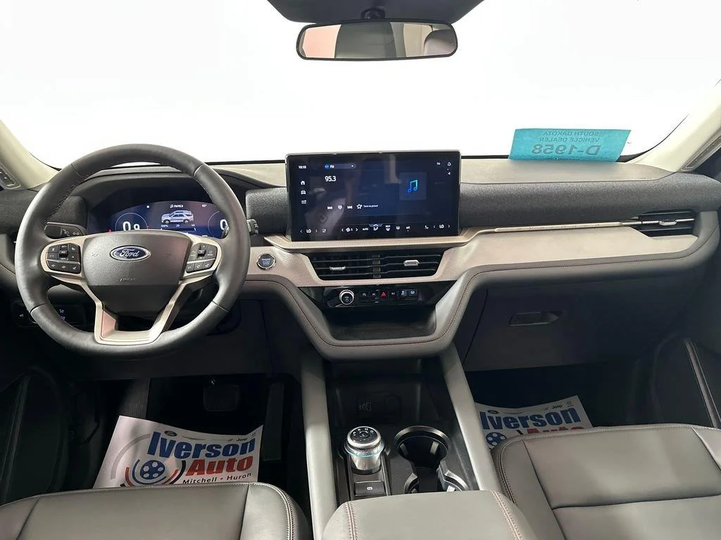 2026 Ford Explorer Active - Photo 29