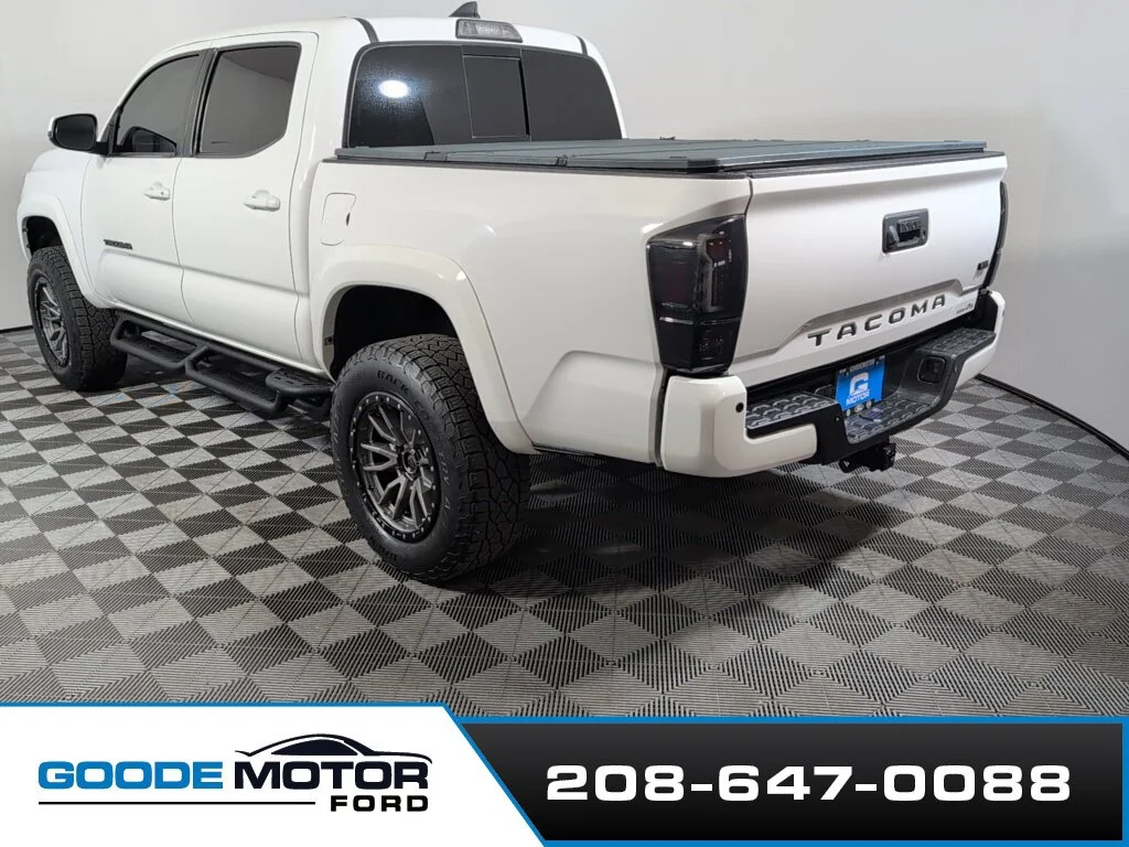 Certified Used 2018 Super White Toyota TRD Sport image 6