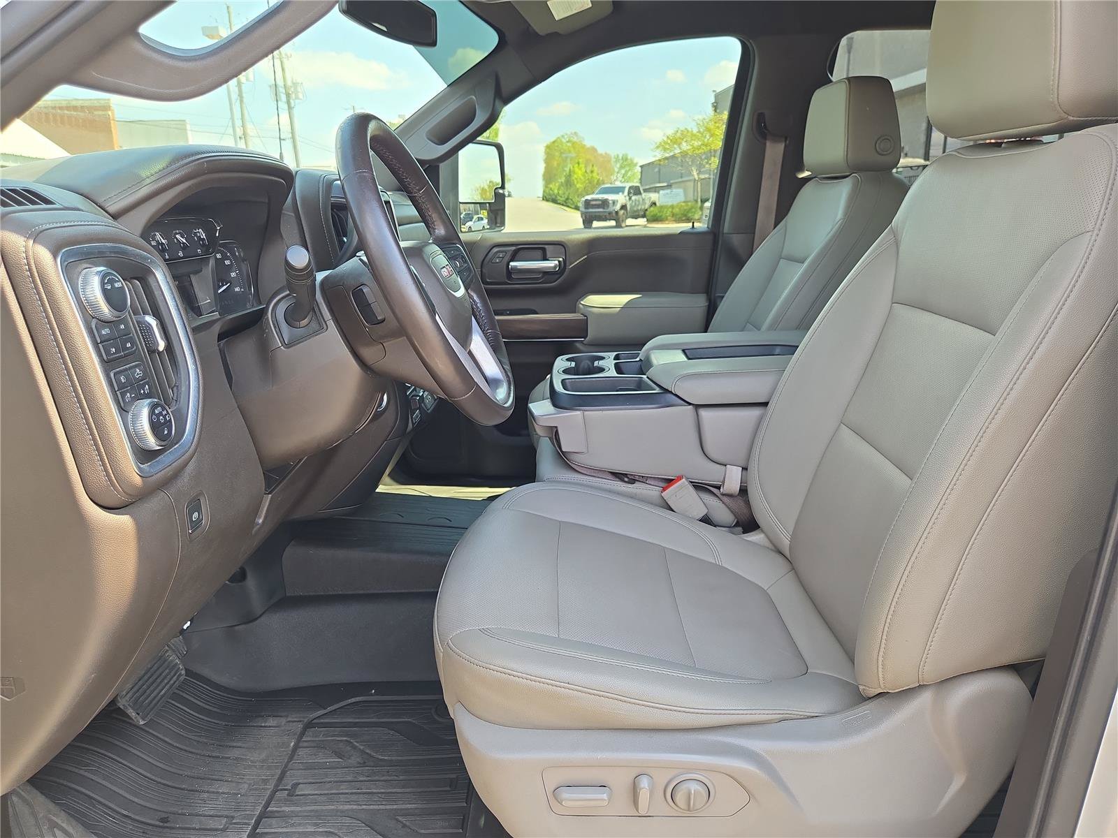 Used 2022 Quicksilver Metallic GMC SLT image 20