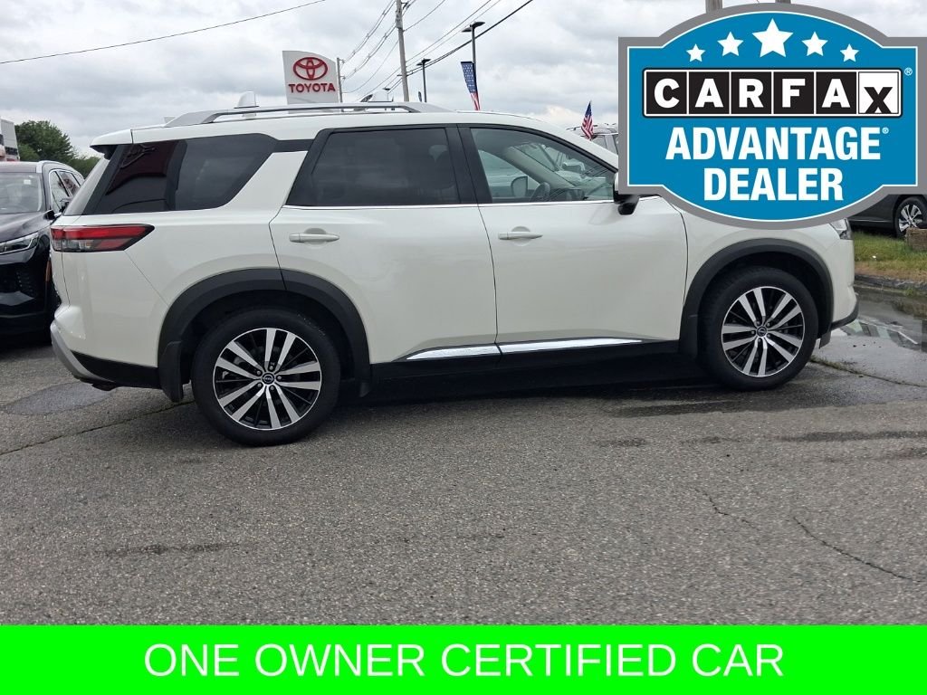 Used 2023 White Nissan Platinum image 6