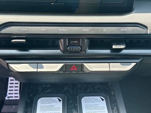 New 2027 Wolf Gray Kia X-Pro SX Prestige image 16