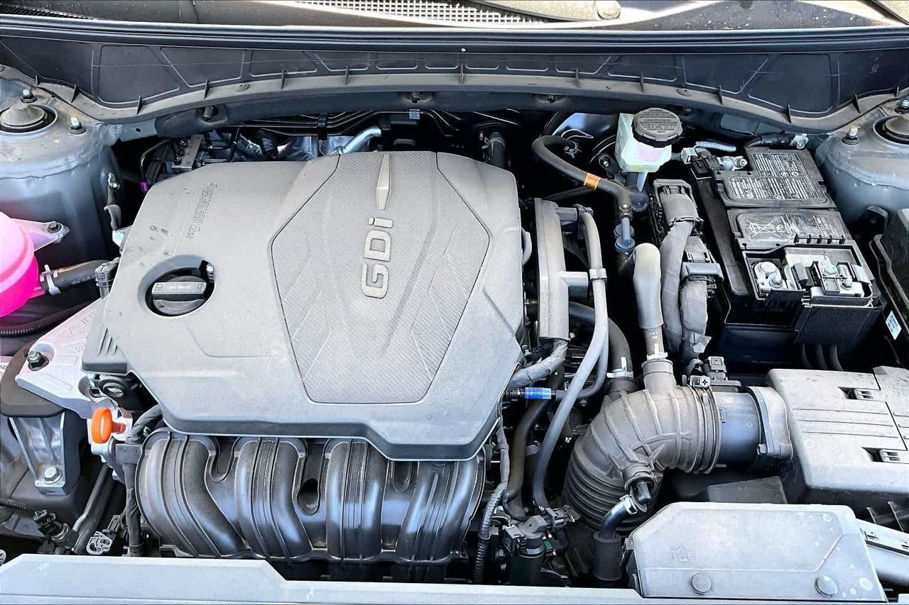 New 2026 Hampton Gray Hyundai Limited image 16