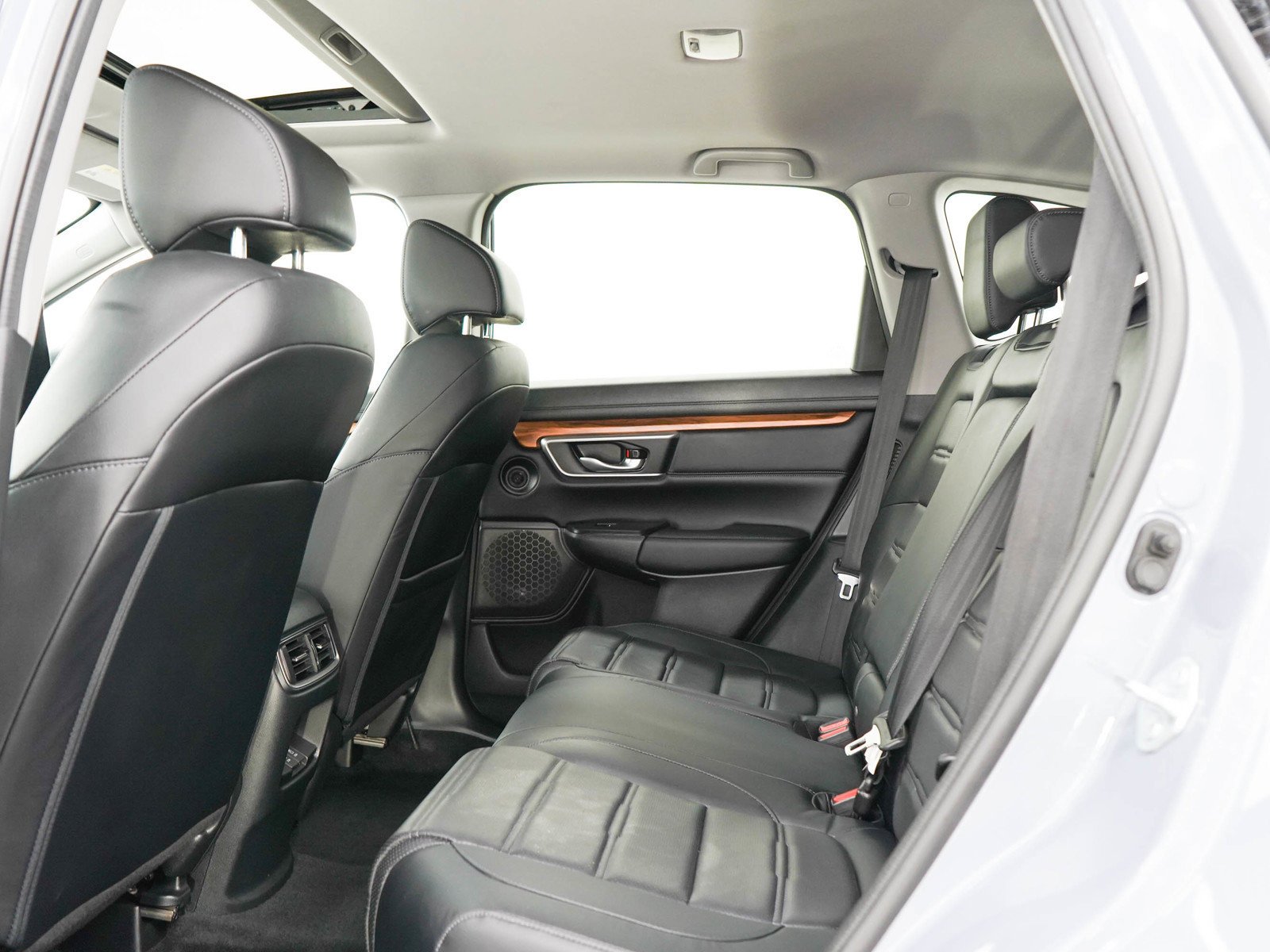 Used 2021  Honda Touring AWD image 16