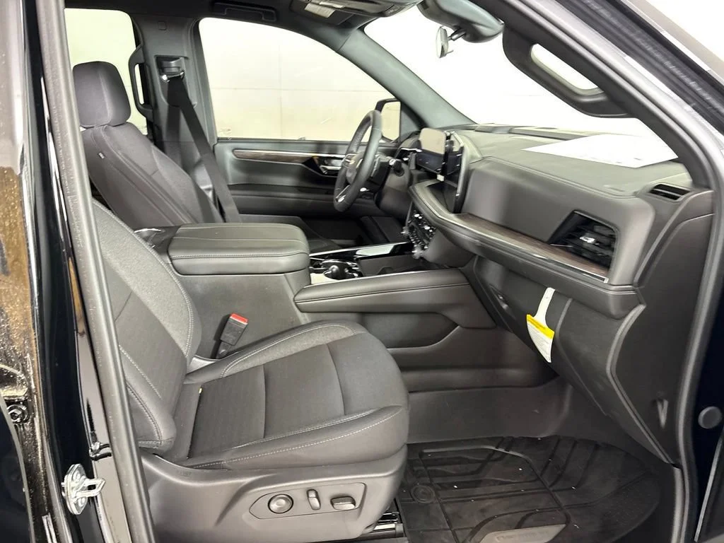2026 Chevrolet Tahoe LS - Photo 19