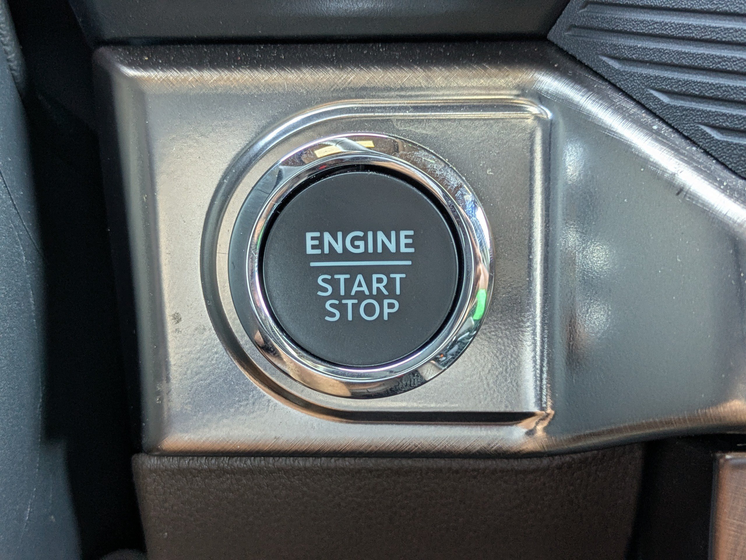 Used 2024  Ford King Ranch image 25