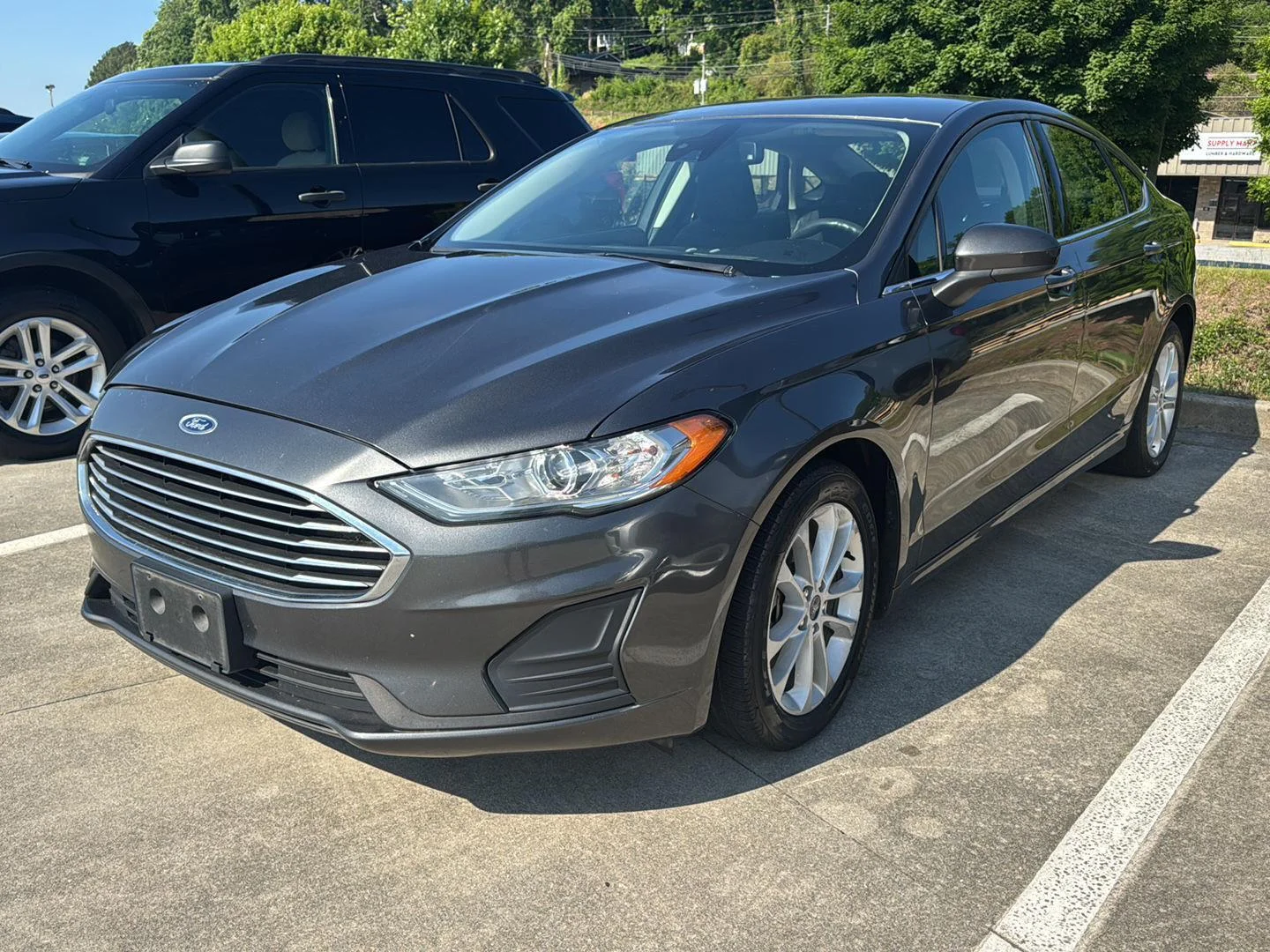 2020 Ford Fusion SE's photo