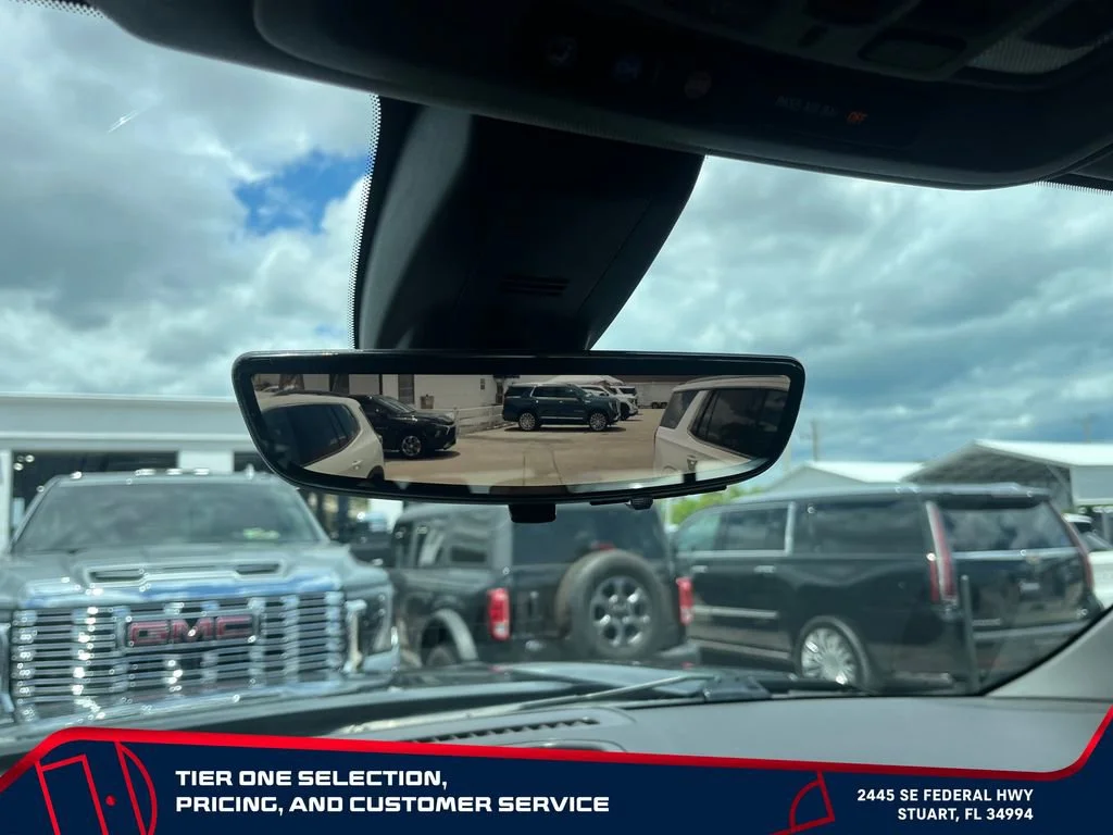 Used 2020 Onyx Black GMC Denali image 34