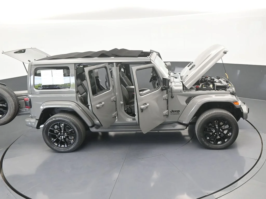 Used 2022 Sting-Gray Clearcoat Jeep Unlimited Sahara High Altitude image 74