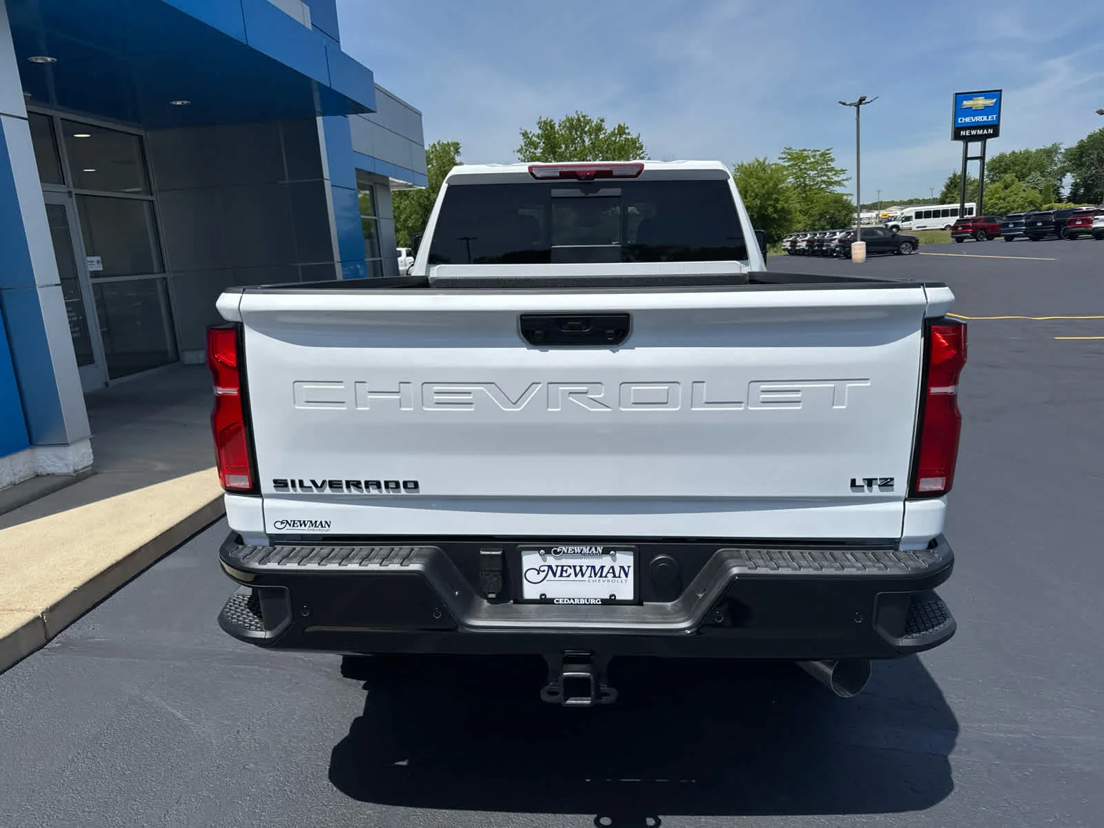 2026 Chevrolet Silverado 3500 HD LTZ - Photo 8