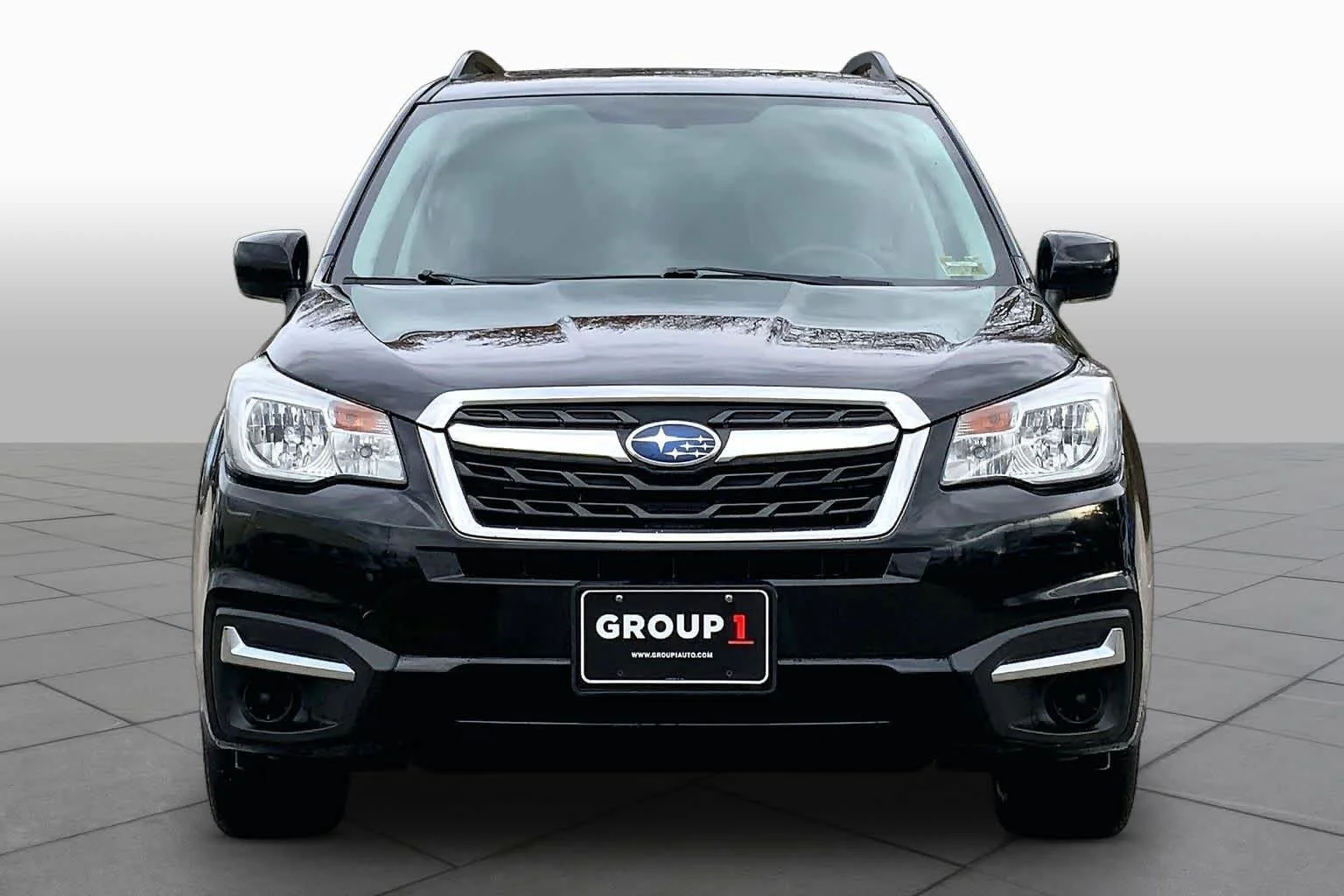 Used 2018 Crystal Black Silica Subaru Premium image 4