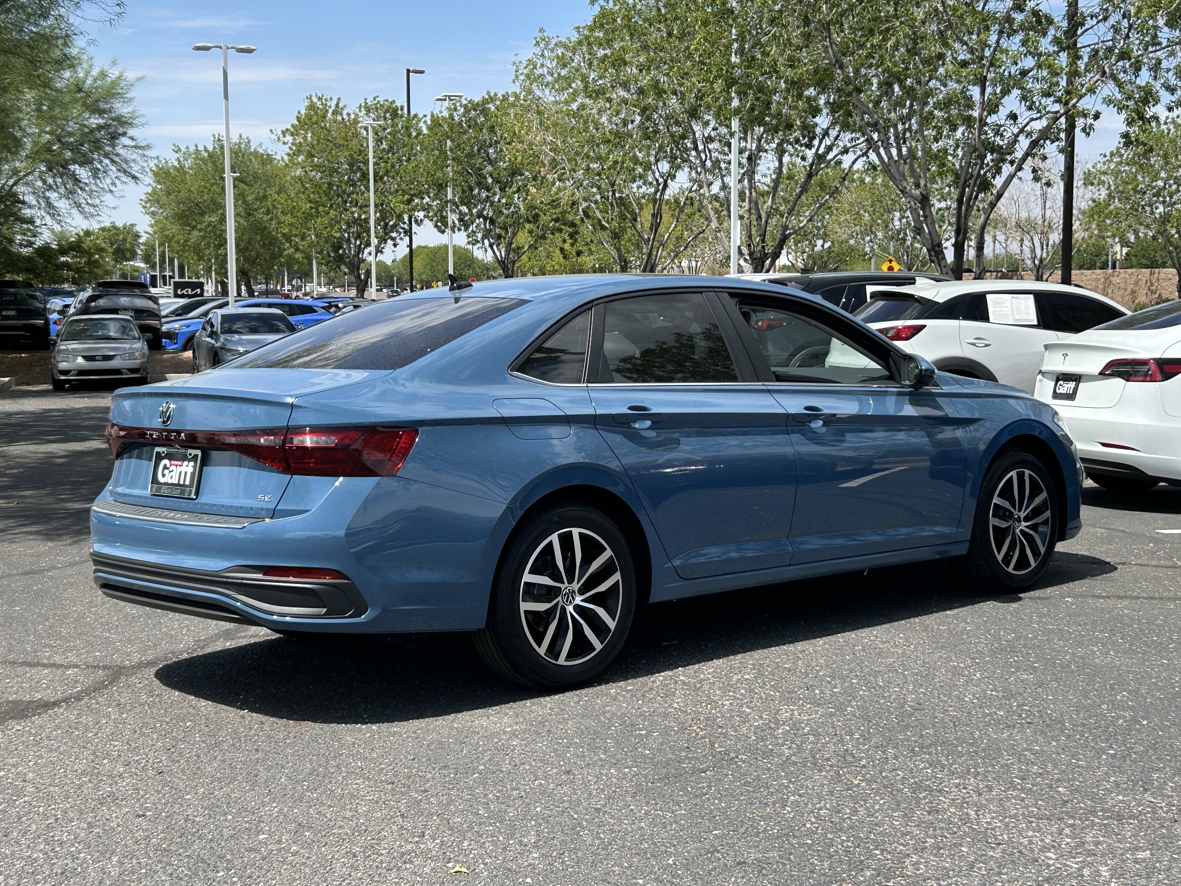 New 2026 Monterey Blue Pearl Volkswagen SE image 3