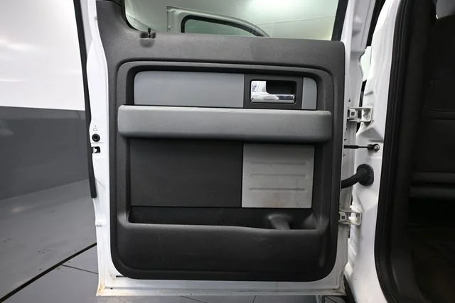 Used 2012 White Ford XLT image 31