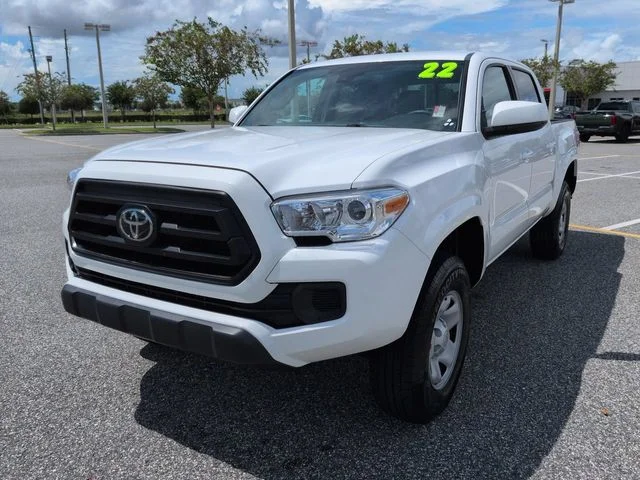 Certified Used 2022 White Toyota SR image 8