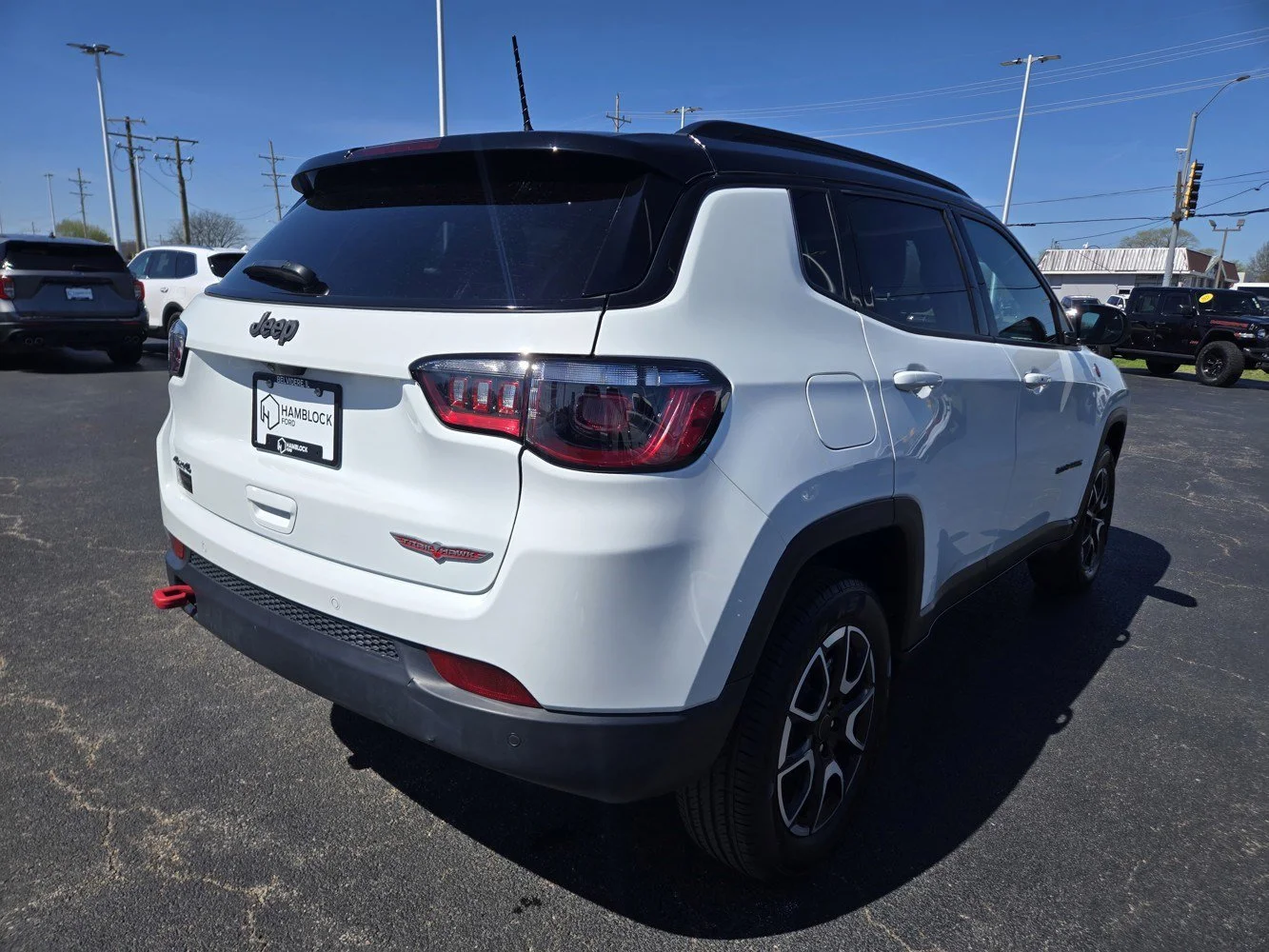 Used 2025 Bright White Clearcoat Jeep Trailhawk image 5