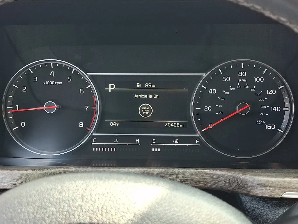 Used 2022 White Kia X-Line EX image 26