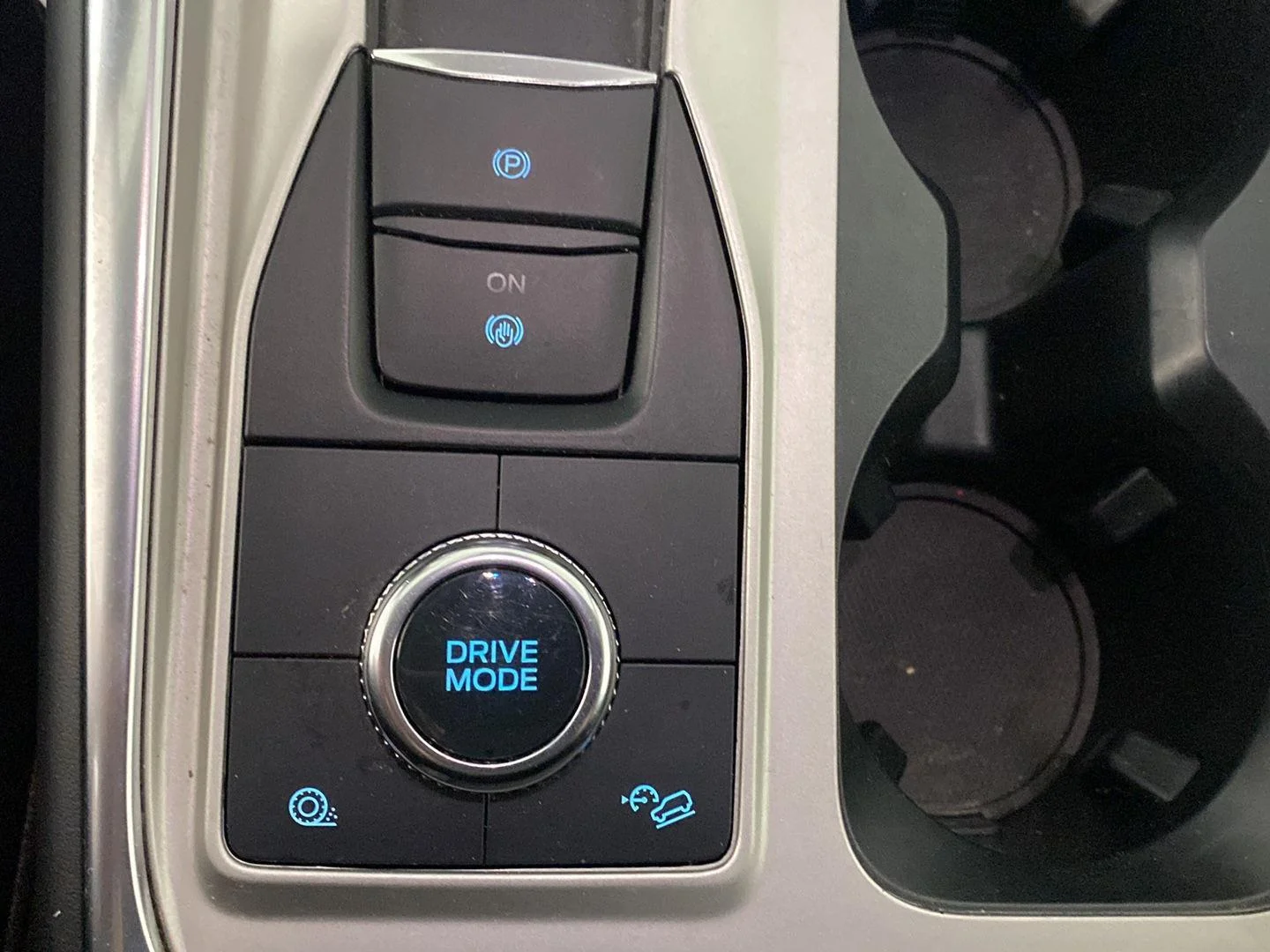 Used 2023 Silver Metallic Ford XLT image 8