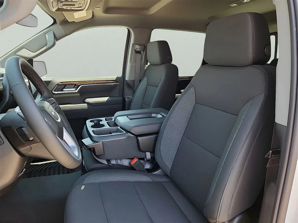 2026 GMC Sierra 1500 SLE - Photo 11