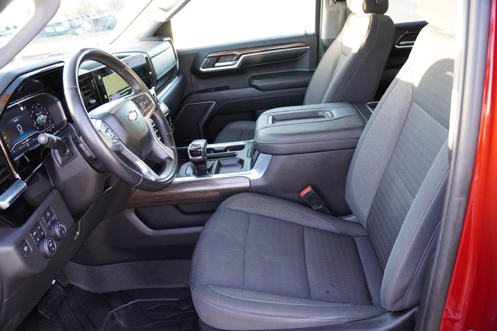 2022 Chevrolet Silverado 1500 LT - Photo 16