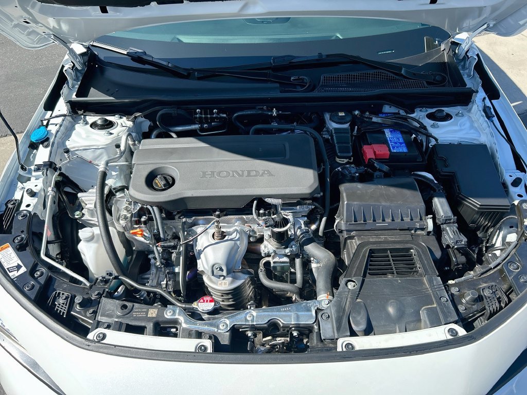 Certified Used 2026 Platinum White Pearl Honda Sport image 26