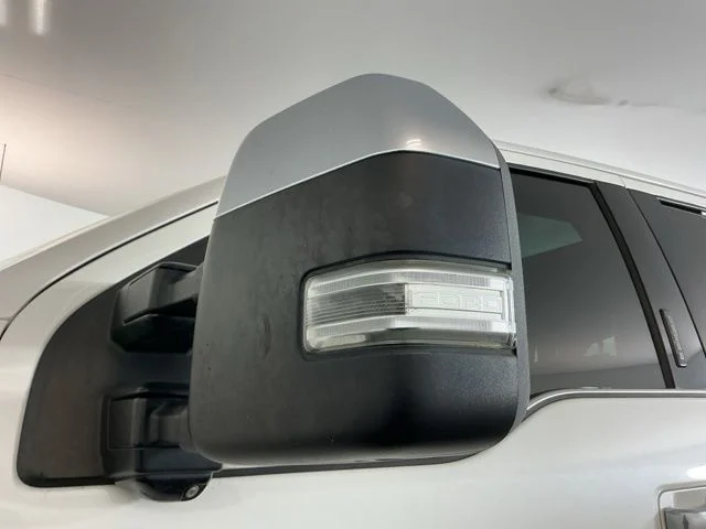Used 2017 White Ford Platinum image 13