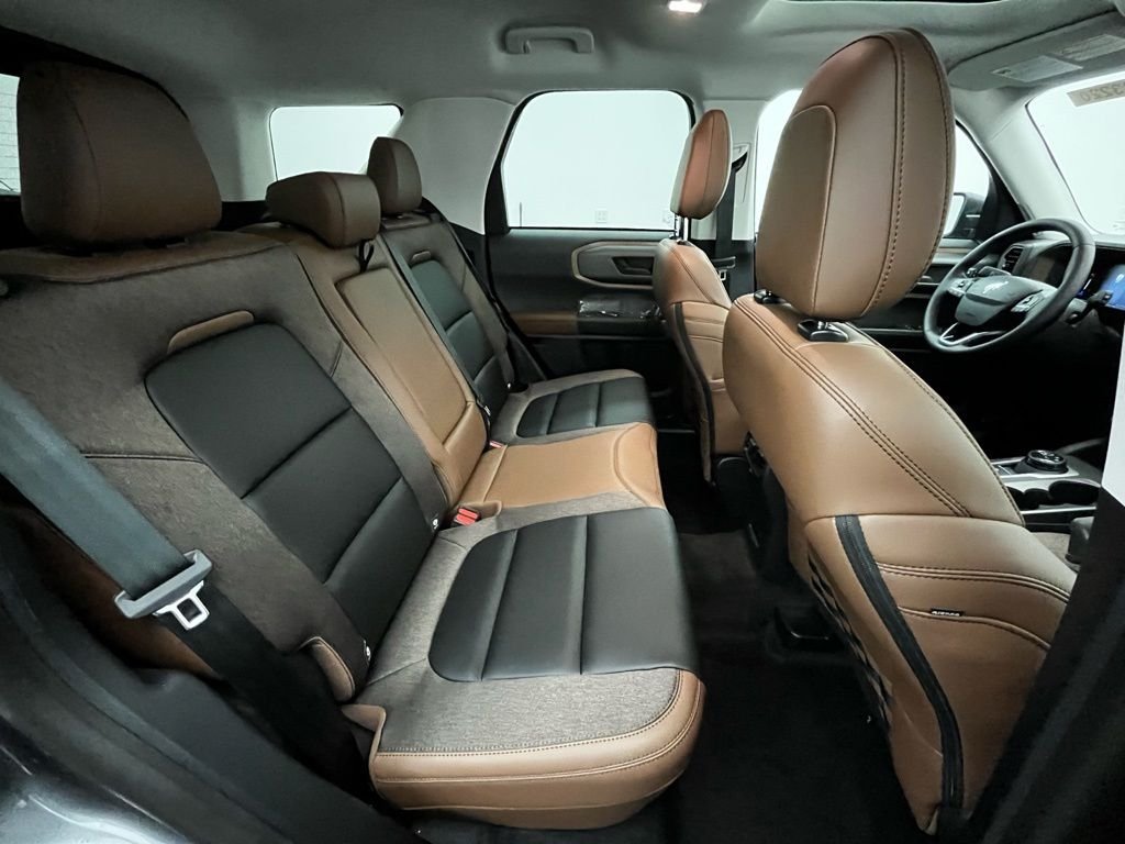 New 2026 Gray Ford Outer Banks image 31