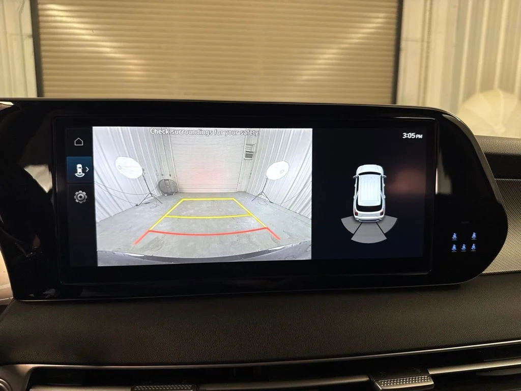 Used 2023 Abyss Black Hyundai XRT image 32